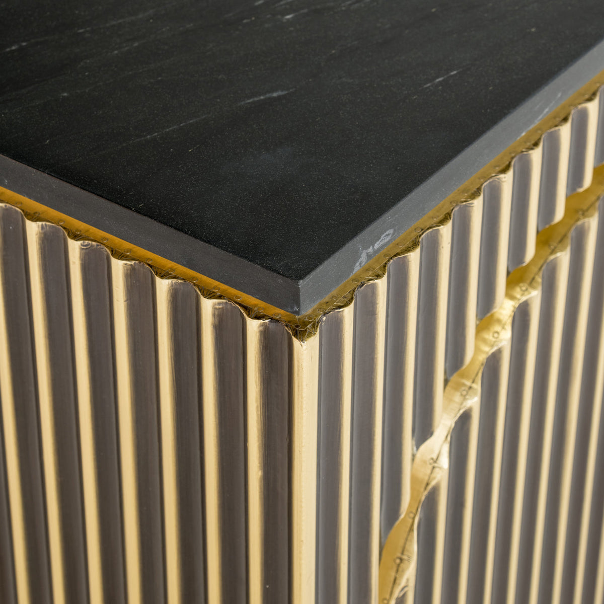 Dressoir Les Arcs brushed gold
