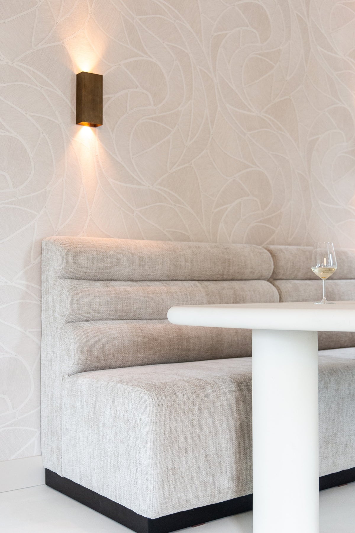 Eettafel Bloomstone white 235