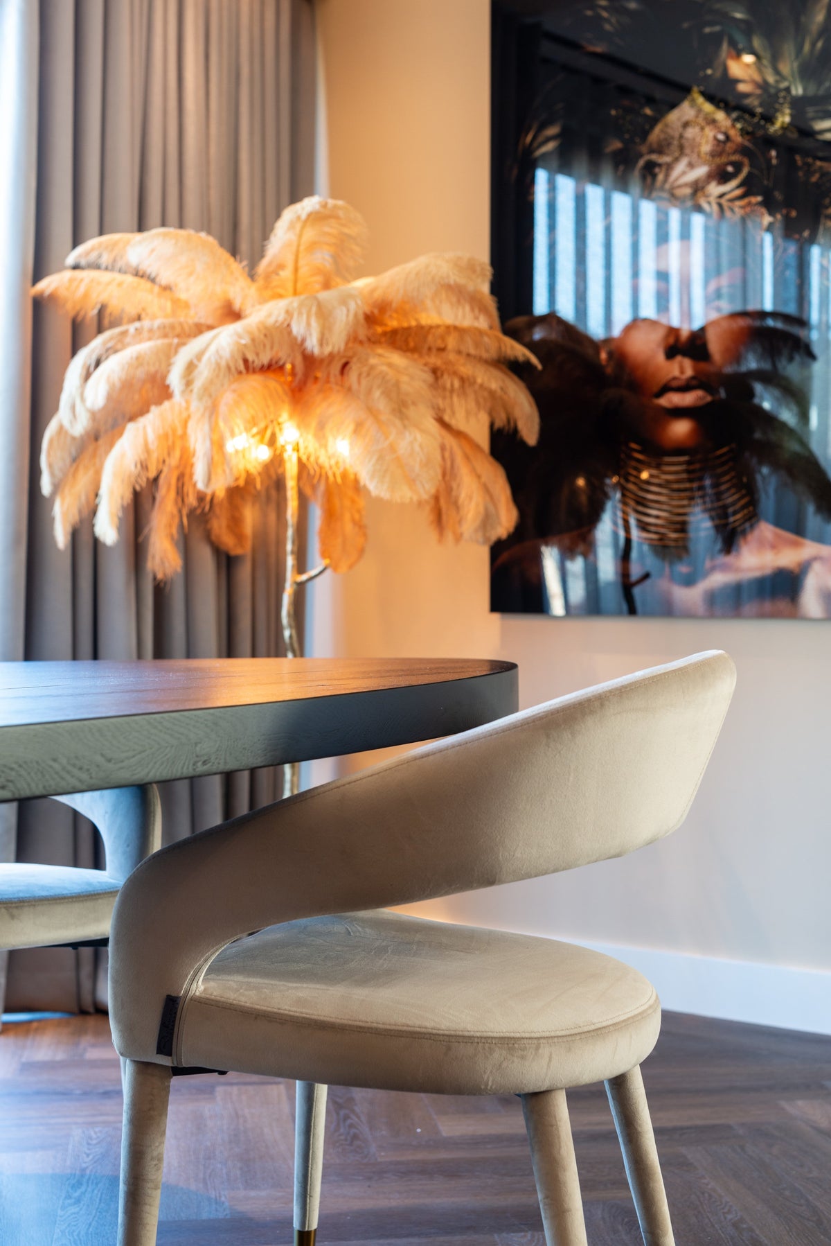 Eetkamerstoel Gia khaki velvet fire retardant