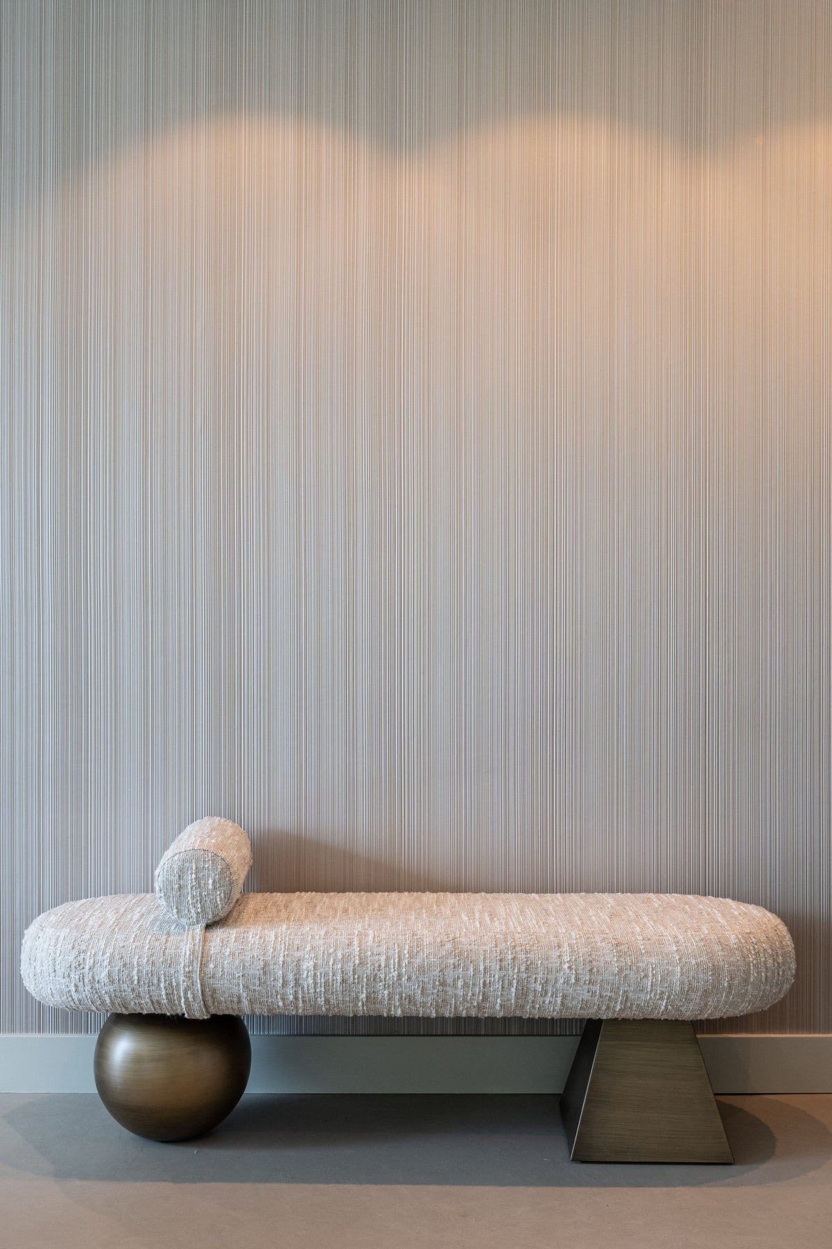 Bank Alexander Jones beige angora (Geneva)